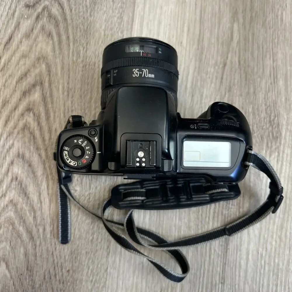 Canon EOS 10S SLR Film Camera w/ Zoom Lens EF 35-70mm 3.5-4.5 UNTESTED
